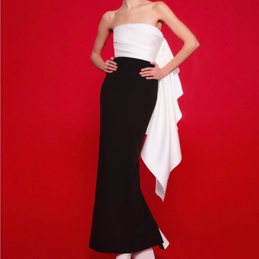 Solace London Milena Maxi Dress in Cream & Black